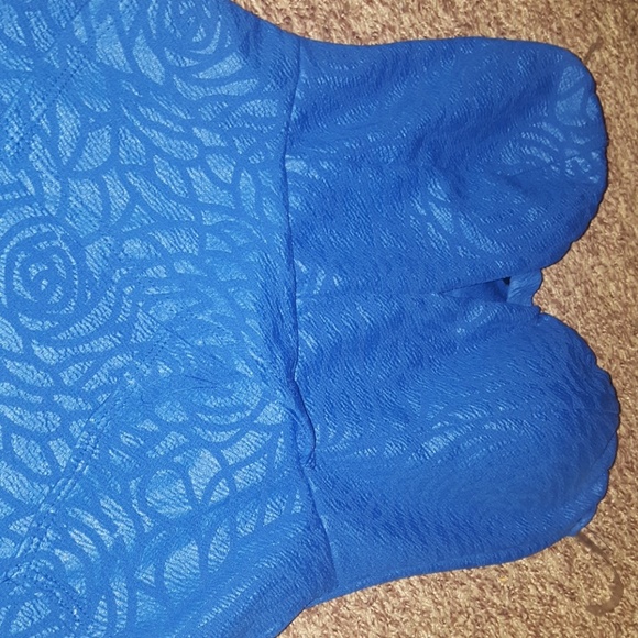 Dress - Picture 2 of 3